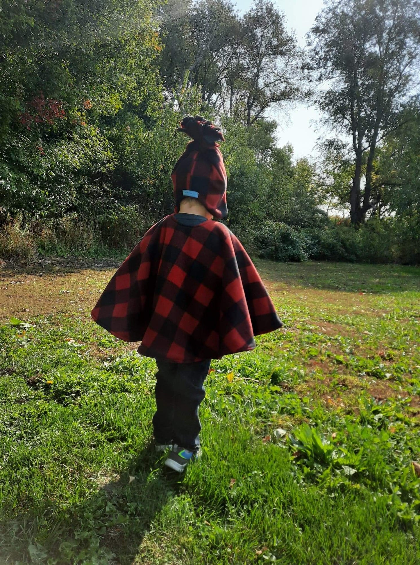 The WarmMe Car seat poncho-buffalo check